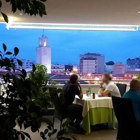 Hotel Europa Latina Exteriör bild